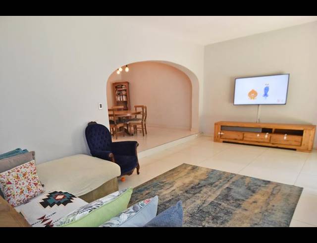 3 BEDROOM TOWNHOUSE FOR SALE IN MORNINGSIDE